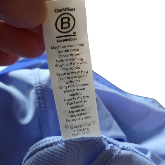 Athleta Hustle 3" Short NWT - Picture 9 of 15